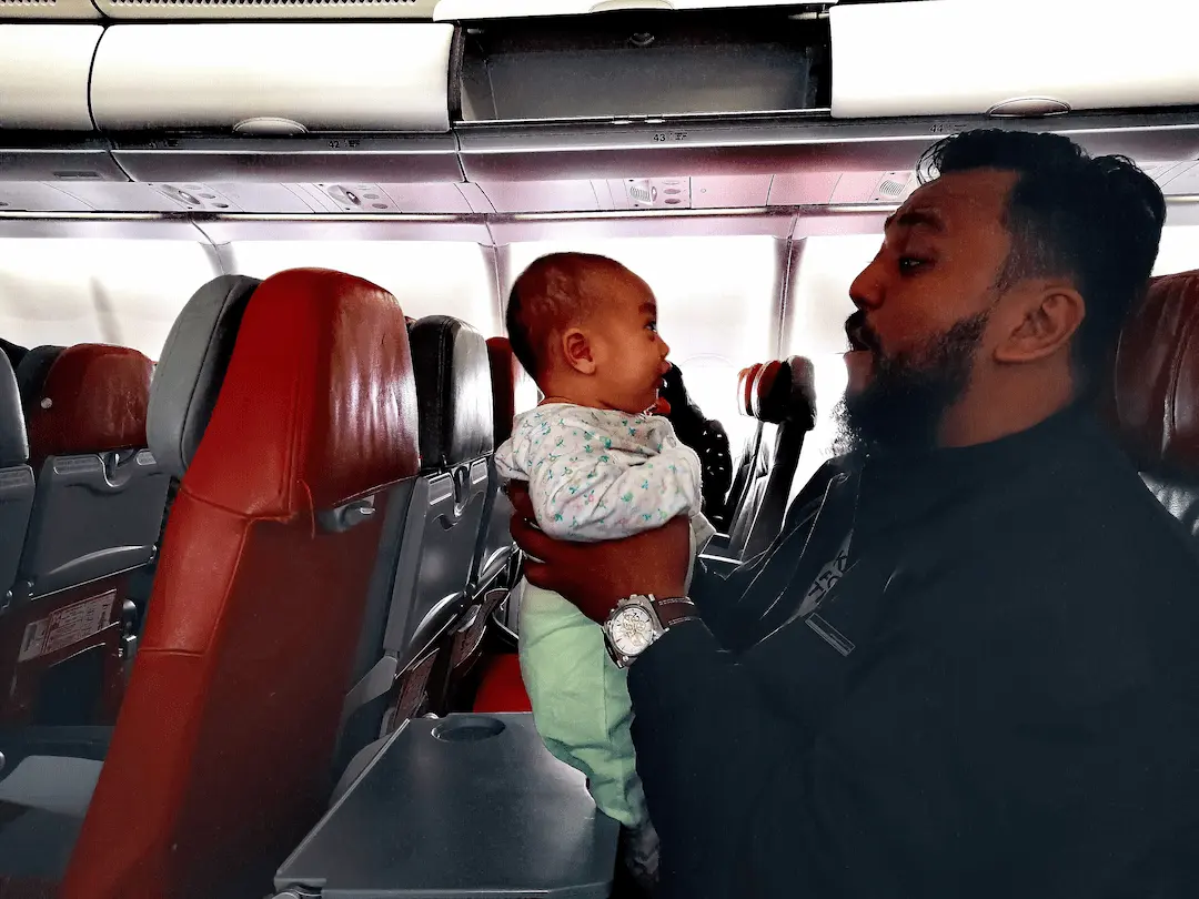 Voyager en avion avec un bébé may app santé