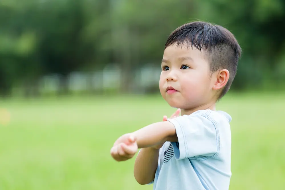 Boutons de chaleur chez le bébé : causes et solutions may app santé