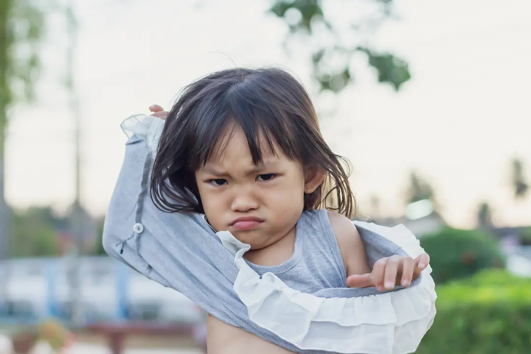 Crise de colère incontrôlable à 2 ans : que faire ? may app santé