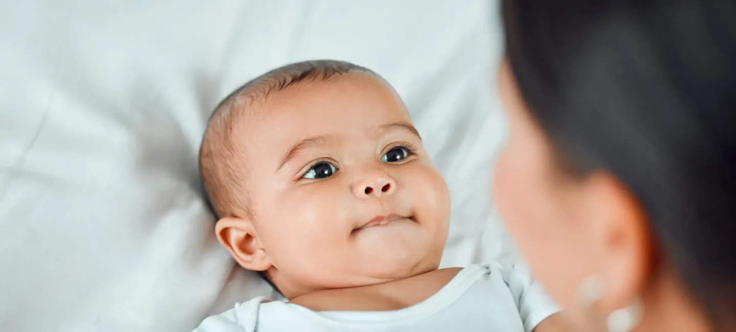 Nettoyer les oreilles d’un bébé : les bons gestes may app santé