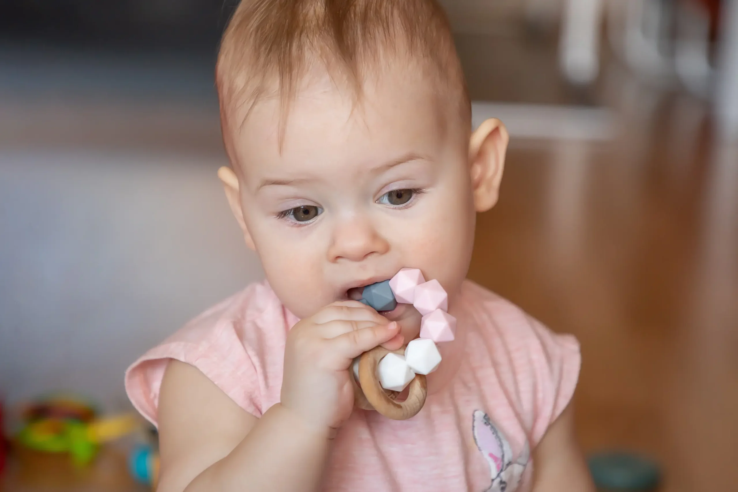 Gel dentaire bébé : soulager efficacement la percée