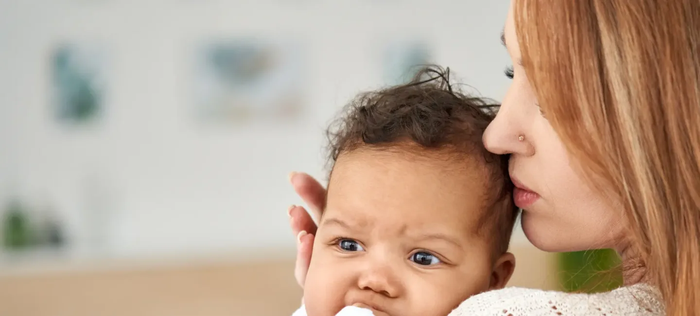 Gel dentaire bébé : soulager efficacement la percée