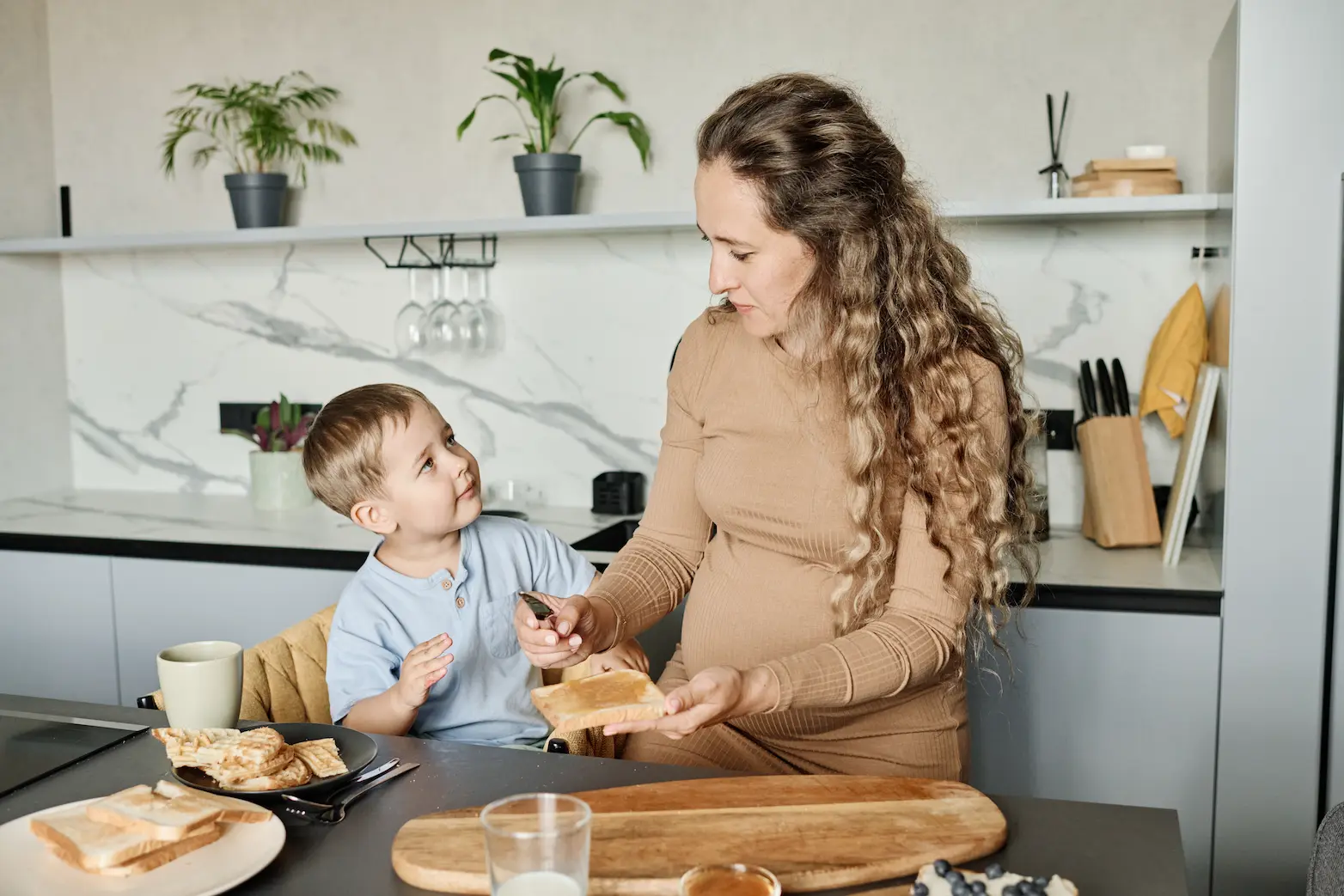 Miel et enfant : à partir de quel âge ? may app santé