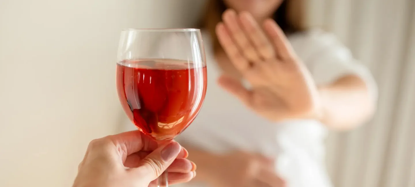 Alcool et grossesse : quels sont les risques ? may app santé